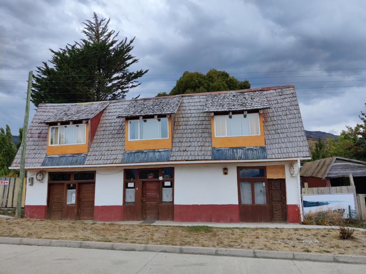 Hosteria Huemules Puerto Guadal Buitenkant foto